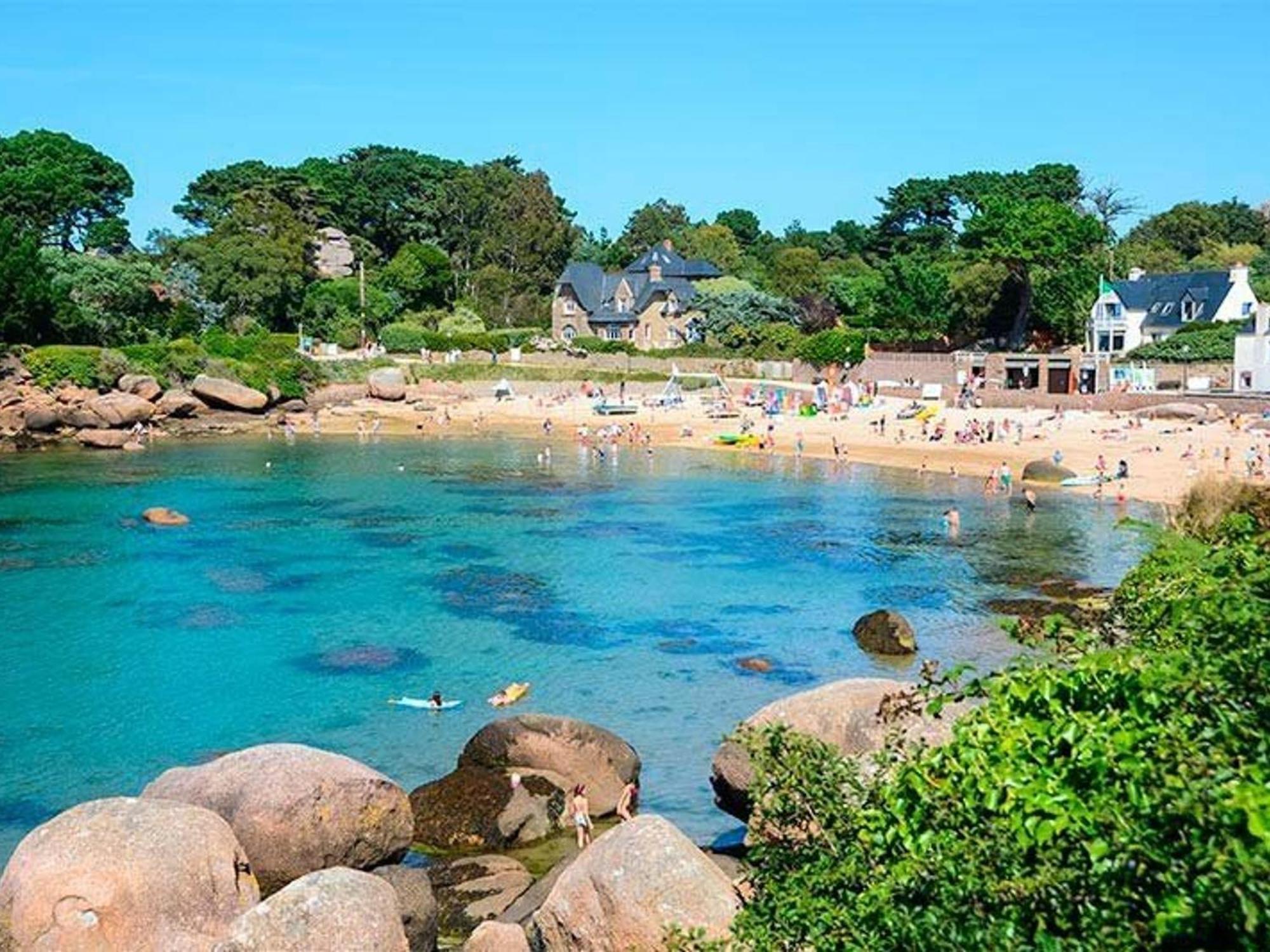 Maison A Ploumanac'H Avec Wifi, Proche Du Port, Jardin, Barbecue, Garage, Chiens Acceptes - Fr-1-368-44 佩罗斯－吉雷克 外观 照片